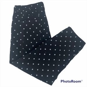 Sandpiper Woman's  Size 22 Black and White Capri Polka Dot Pants